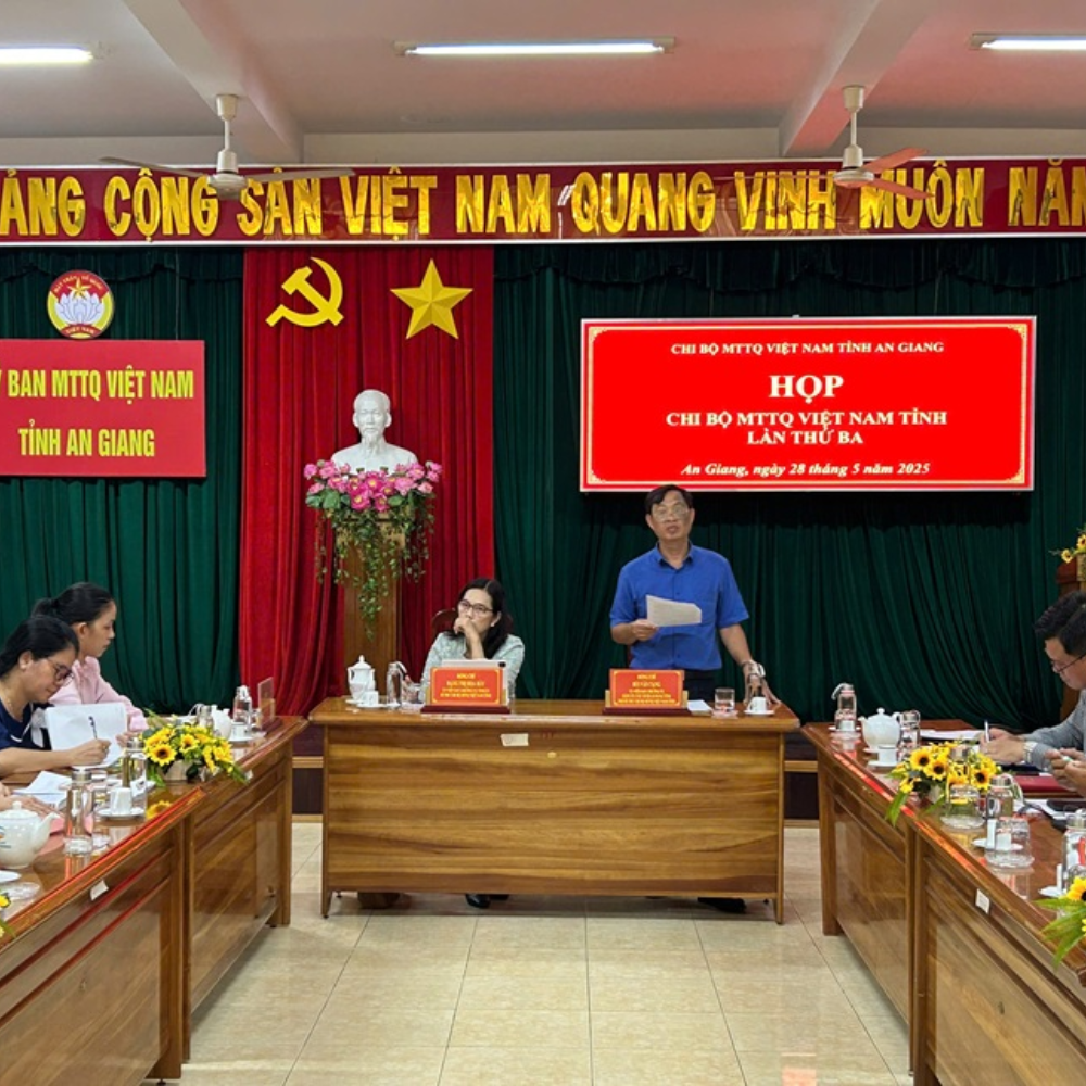 Sinh Hoạt Chi Bộ Cơ Quan Ủy Ban MTTQ Việt Nam Tỉnh Tháng 5/2025