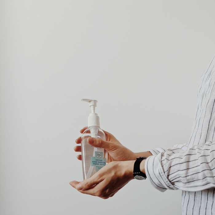 Dung Dịch Tạo Mùi Nhà Yến Là Gì? Công Dụng Và Tầm Quan Trọng Trong Việc Dẫn Dụ Chim Yến