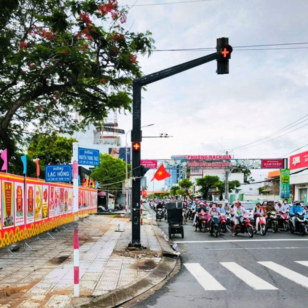 Đẩy Mạnh Tuyên Truyền Cổ Động Trực Quan Chào Mừng Đại Hội Đảng Bộ Tỉnh An Giang