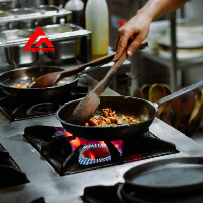 Nhà Có Người Cao Tuổi? Hãy Giảm Dầu Mỡ Ngay Từ Hôm Nay