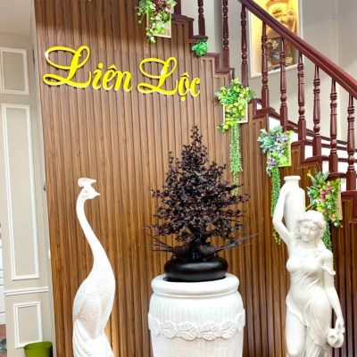 Nhà Hàng Liên Lộc