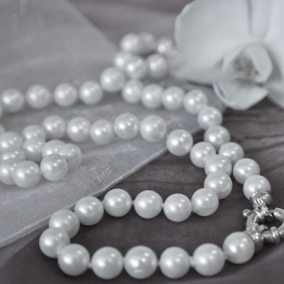 Vì Sao Ngọc Trai Không Cần Cắt Mài?