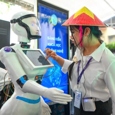 Hà Nội Hỗ Trợ Tối Đa 300 Triệu Đồng Mỗi Năm Cho Doanh Nghiệp SME