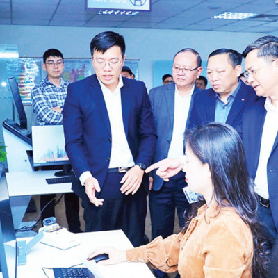 Hà Nội Tăng Tốc Chuyển Đổi Số