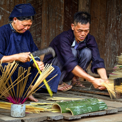 Làng Sản Xuất Hương Phia Thắp