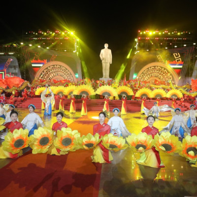 Chương Trình Nghệ Thuật Kỷ Niệm 110 Năm Ngày Sinh Tổng Bí Thư Nguyễn Văn Linh Và Chào Mừng Hợp Nhất Tỉnh Hưng Yên Và Tỉnh Thái Bình