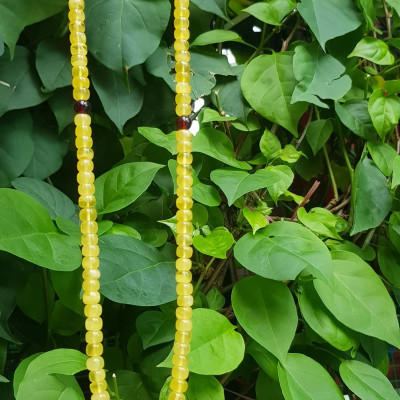 Sợi Dây Chuỗi Đeo Cổ Hổ Phách Bánh Xe Vàng Anh trang sức phong thủy quý hiếm sang đẹp 7mm 100% qua sự hóa thạch nhựa cây thông cổ đại quý giá và có giá trị cao  Rất hợp mệnh kim, thổ, thủy tốt sức khỏe,may mắn khó có loại đá nào sánh kịp ạ