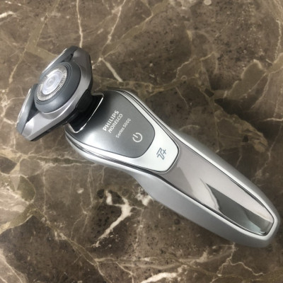 Máy cạo râu khô và ướt cao cấp Philips Norelco S5940/88- Nhập khẩu chính hãng 