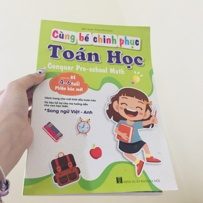 Sách- Cùng bé Chinh Phục Toán Học phiên bản mới 100 trang dành cho bé  4-6 tuổi (Song ngữ Việt Anh)