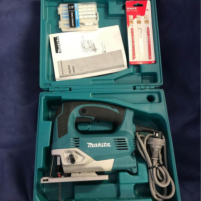 MÁY CƯA LỌNG 650W 90MM MAKITA JV0600K - HÀNG CHÍNH HÃNG