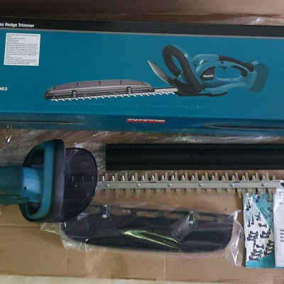MÁY TỈA RÀO DÙNG PIN 18V 210 W MAKITA DUH523ZX1 (KHÔNG KÈM PIN VÀ SẠC) - HÀNG CHÍNH HÃNG