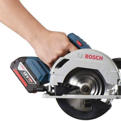 MÁY CƯA ĐĨA DÙNG PIN 18V 165MM BOSCH GKS 18V-57 (SOLO) - HÀNG CHÍNH HÃNG