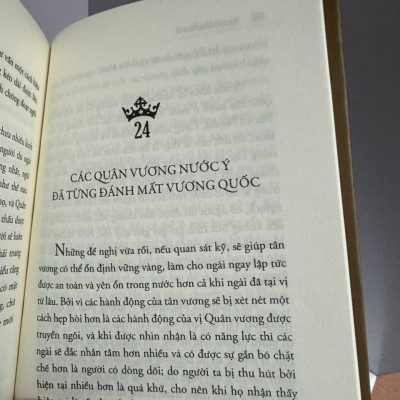 [Tái bản 2023] QUÂN VƯƠNG - THUẬT CAI TRỊ - Niccolò Machiavelli - Vũ Thái Hà dịch - Omega Plus - NXB Thế Giới.
