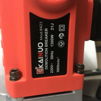 Máy đục bê tông Kainuo 8423 (1300W)- Hàng chính hãng