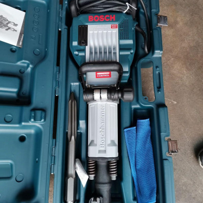 MÁY KHOAN ĐỤC BÊ TÔNG 1750W 30MM BOSCH GSH 16-30 - HÀNG CHÍNH HÃNG