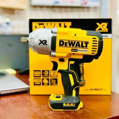 MÁY SIẾT BULONG PIN CẦM TAY 18V (950 N/M ) DEWALT DCF899M2- HÀNG CHÍNH HÃNG