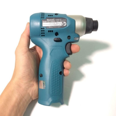 MÁY VẶN VÍT DÙNG PIN 10.8V MAKITA TD091DZ (KHÔNG KÈM PIN VÀ ĐẾ SẠC) - HÀNG CHÍNH HÃNG