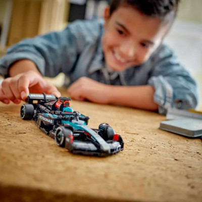 Đồ Chơi Lắp Ráp Xe Đua Mercedes-AMG F1 W15 - Lego Speed Champions 77244 (267 Mảnh Ghép)