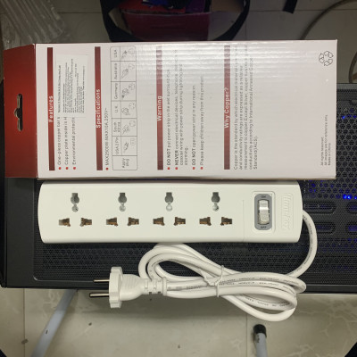 Ổ cắm điện đa năng thông minh tự ngắt Huntkey SZM401 - 2500W chính hãng, 4 lỗ 3 chân dài 1.5m- hàng chính hãng