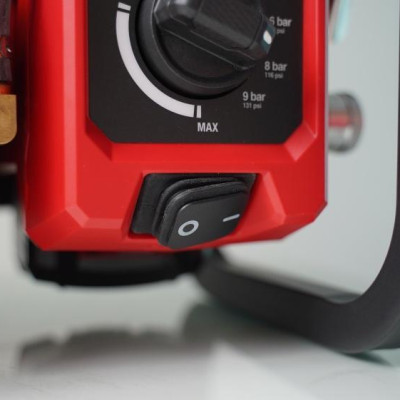 MÁY NÉN KHÍ PIN MILWAUKEE M18 FAC-0 (TẶNG PIN 12AH + SẠC M12-18C) - HÀNG CHÍNH HÃNG