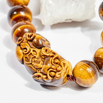 Vòng tay phong thủy nam đá mắt hổ vàng nâu charm tỳ hưu 14mm mệnh thổ , kim - Ngọc Quý Gemstones