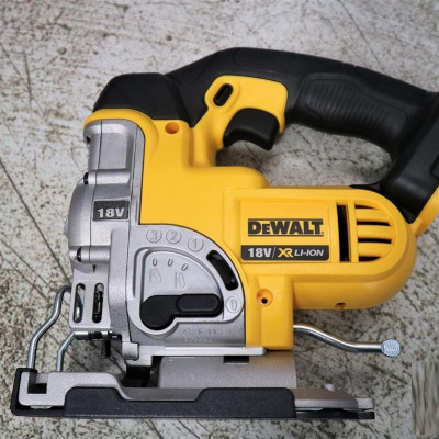 THÂN MÁY CƯA LỌNG PIN 400W 18V DEWALT DCS331N-KR- HÀNG CHÍNH HÃNG