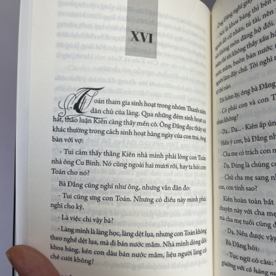 CUỐN GIA PHẢ BỊ THẤT LẠC - Hồ Sỹ Hậu -  NXB Phụ Nữ