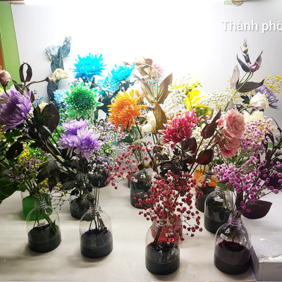Nước Nhuộm Hoa Tươi Màu Hồng (Set 2 Chai) theo công nghệ Israel Color Sodium For Fresh Flowers giúp nhuộm đổi màu hoa cắt cành thành màu hồng đậm Pink