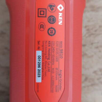 MÁY MÀI GÓC 950W 100MM 9810A KEN - HÀNG CHÍNH HÃNG