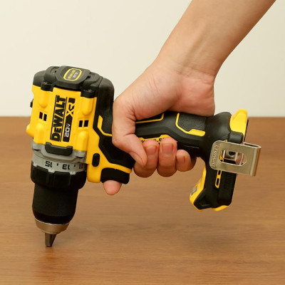 MÁY KHOAN CẦM TAY 20V DEWALT DCD800M2 - HÀNG CHÍNH HÃNG