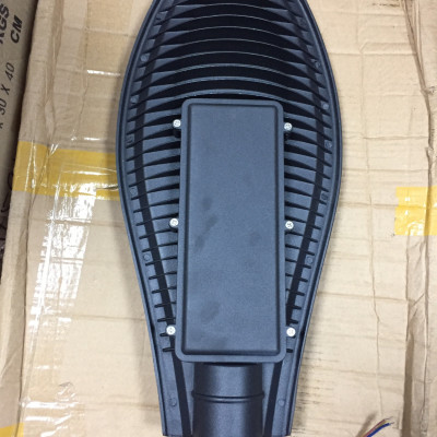 ĐÈN ĐƯỜNG CAO CẤP CÔNG SUẤT 100W