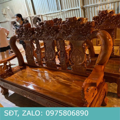 Tủ quần áo gỗ hương 4 cánh