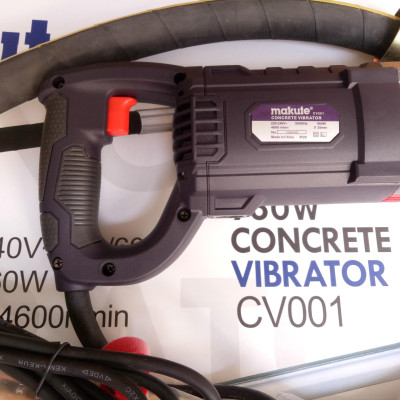 MÁY ĐẦM DÙI 960 W MAKUTE CV001- HÀNG CHÍNH HÃNG