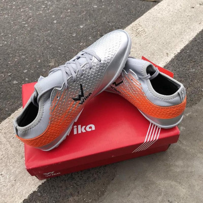 Mẫu giày bóng đá thể thao WikaAA Flash bạc 2021-2022