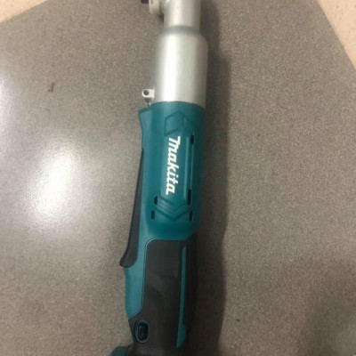 MÁY VẶN VÍT GÓC DÙNG PIN 12V MAKITA TL064DZ (KHÔNG KÈM PIN VÀ ĐẾ SẠC) - HÀNG CHÍNH HÃNG