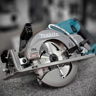 MÁY CƯA ĐĨA DÙNG PIN 40V 185MM MAKITA RS001GZ (KHÔNG KÈM PIN VÀ ĐẾ SẠC) - HÀNG CHÍNH HÃNG