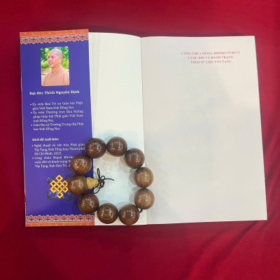 Sách - Công Chúa Nepal Bhrikutidevi - Cuộc đời và hành trạng theo sử liệu Tây Tạng - Vĩnh Nghiêm Books