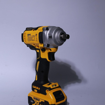 MÁY SIẾT BULONG CẦM TAY 18V DEWALT DCF894P1- HÀNG CHÍNH HÃNG