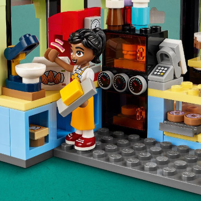 LEGO FRIENDS 42618 Đồ Chơi Lắp Ráp Tiệm Cà Phê Thành Phố Heartlake (426 chi tiết)