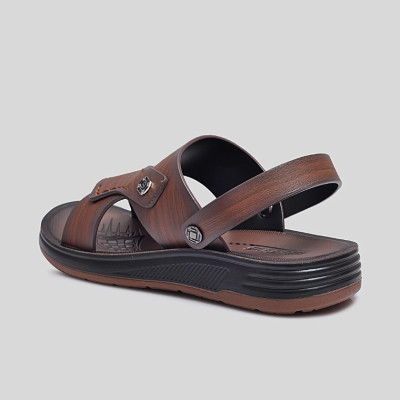 Sandal Biti