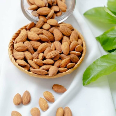 Hạnh Nhân Mỹ tách vỏ ( hũ 500gr )