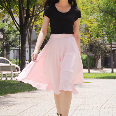 Chân Váy Nữ Xòe Họa Tiết F’Amor