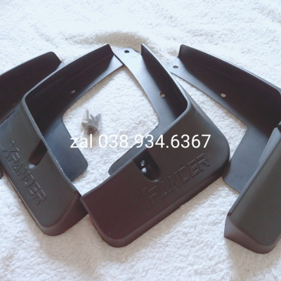 Bộ 4 chắn bùn theo xe dành cho Mitsubishi Xpander 2018-2022 kèm ốc vít