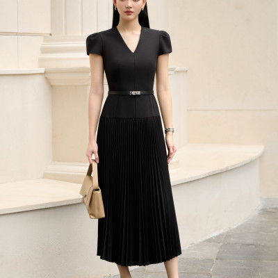 Đầm xòe xếp ly tay ngắn cổ V JOCELYN thiết kế cao cấp WHITE CHIC