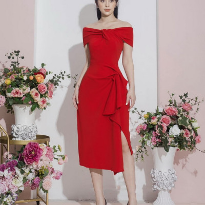 Đầm xẻ trà trễ vai