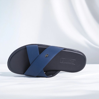 Dép quai ngang Biti