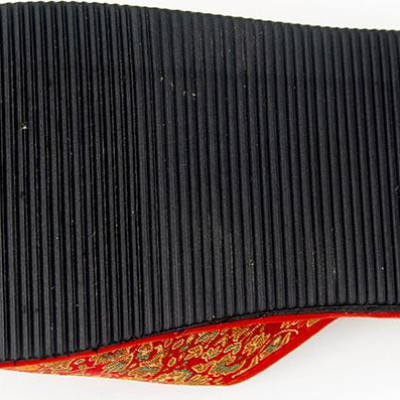 Dép chiếu Hương Quế DCQ-50 làm từ lụa tơ tằm - vải cotton - lớp đế cao su xốp cho đôi chân thơm - mát và khô thoáng - Đỏ