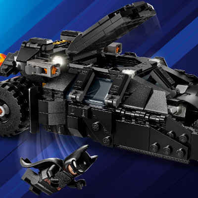 Đồ Chơi Lắp Ráp Batman Tumbler Đấu Với Two-Fac Và Joker LEGO SUPERHEROES 76303 (429 chi tiết)