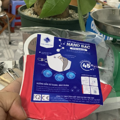 Khẩu Trang Cờ Việt Nam Nano Bạc Kháng Khuẩn Đạt Chứng Nhận Châu Âu CE