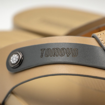 Dép Xỏ Ngón Tomoyo Da Bò Thật Đế Rãnh Chống Trượt TMD316